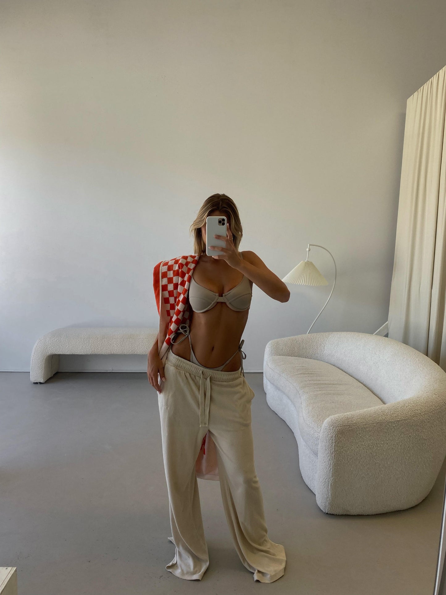 Renee Top Latte
